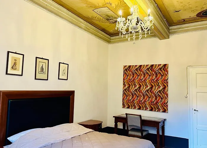 Domus An- Two Bedrooms -antique And Historical Siena