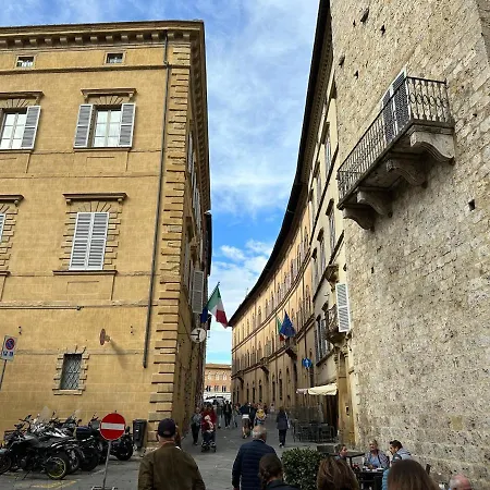 Domus An- Two Bedrooms -antique And Historical شقة *