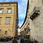 Domus An- Two Bedrooms -antique And Historical Apartment *