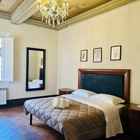 Domus An- Two Bedrooms -antique And Historical * Siena
