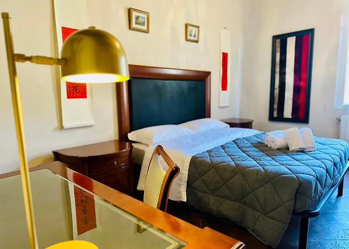 Domus An- Two Bedrooms -antique And Historical Апартаменты